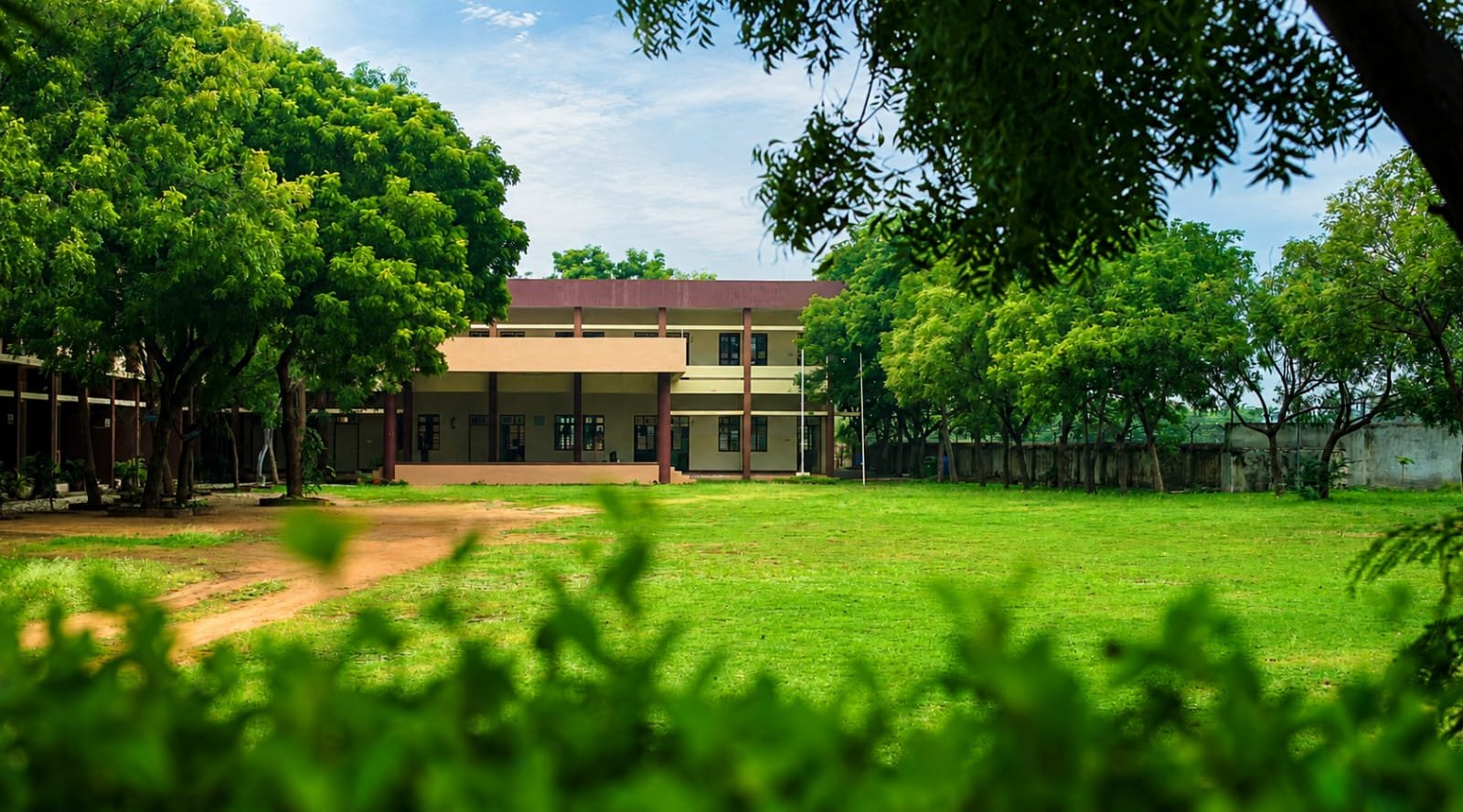 Bruder Klaus School campus